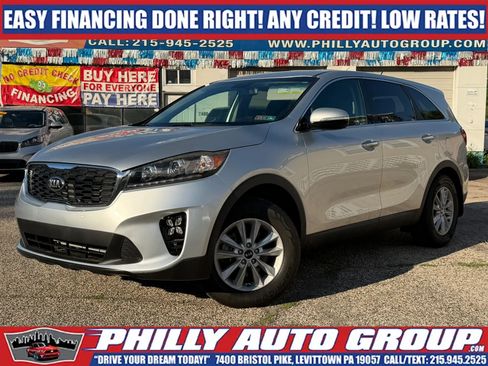 Used 2019 Kia Sorento FWD image 3