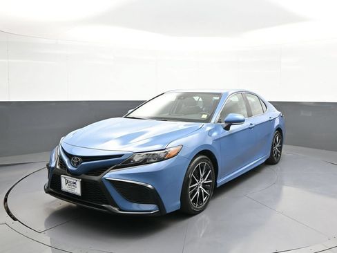 Certified 2024 Toyota Camry SE AWD/4WD image 6