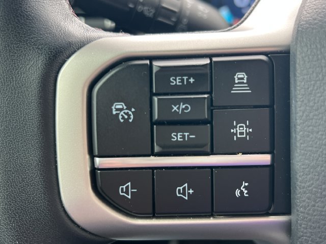 Used 2024 Ford Expedition Limited RWD image 25