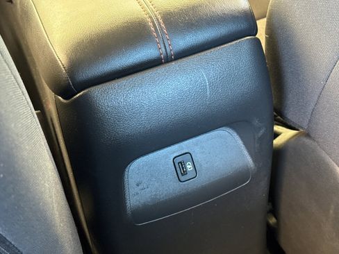 Used 2022 Nissan Sentra SR w/ Trunk Package image 40