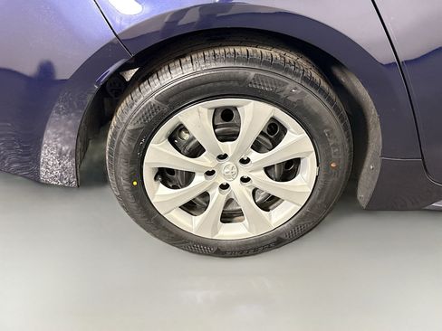 Used 2024 Toyota Corolla LE FWD image 10