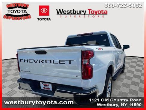 Used 2024 Chevrolet Silverado 1500 LT AWD/4WD image 5