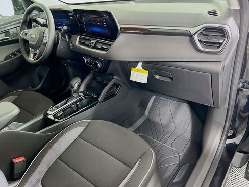 New 2026 Chevrolet TrailBlazer LT w/ LT Cold Weather Package image 25