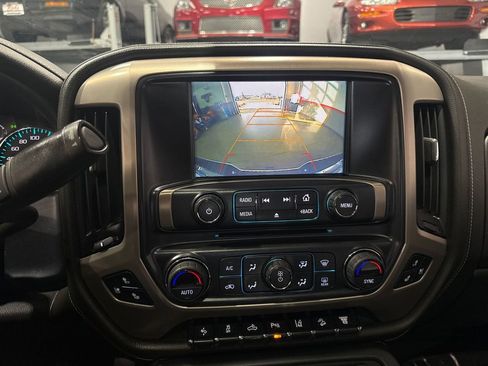 Used 2017 GMC Sierra 3500 Denali image 81