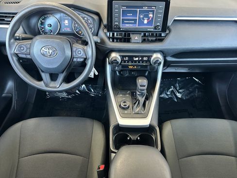 Used 2021 Toyota RAV4 LE AWD/4WD image 12