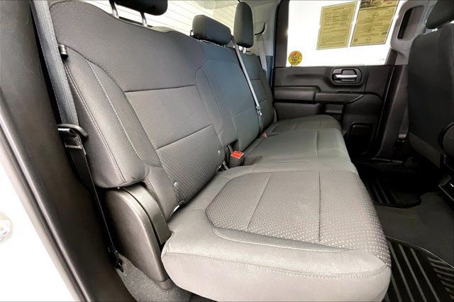 Used 2020 Chevrolet Silverado 2500 Custom w/ Custom Value Package AWD/4WD image 18
