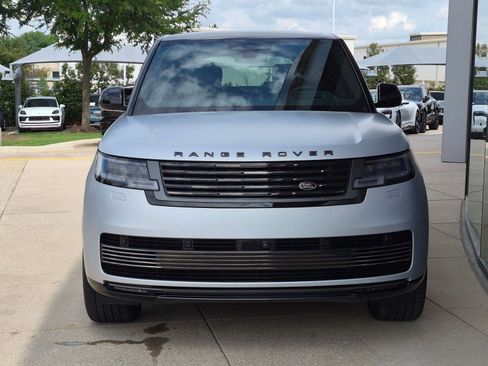 Used 2024 Land Rover Range Rover SV AWD/4WD image 6