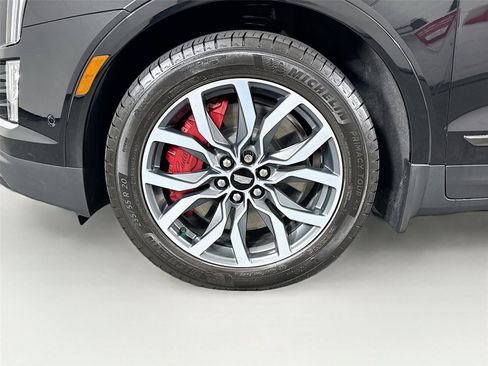 Used 2024 Cadillac XT5 Sportv w/ Technology Package AWD/4WD image 46