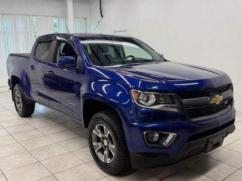 Used 2017 Chevrolet Colorado Z71 AWD/4WD image 1