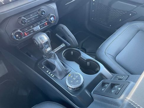 New 2025 Ford Bronco Big Bend w/ Black Diamond Package image 20