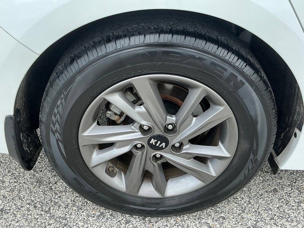 Used 2020 Kia Optima LX FWD image 14