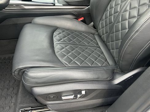 Certified 2022 Audi SQ7 Prestige AWD/4WD image 30