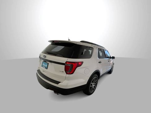 Used 2018 Ford Explorer Sport w/ Equipment Group 401A AWD/4WD image 8