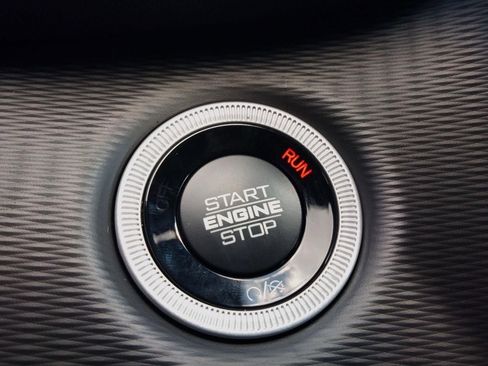 New 2025 Jeep Grand Cherokee Altitude image 22