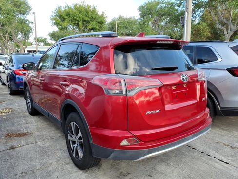 Used 2016 Toyota RAV4 XLE image 4