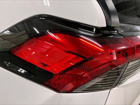 Used 2023 Toyota RAV4 XLE image 27