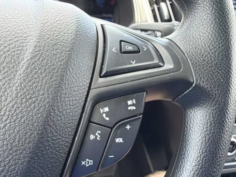 Used 2022 Ford Edge SE w/ Black Appearance Package AWD/4WD image 27