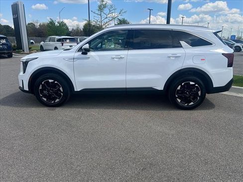 Used 2026 Kia Sorento S AWD/4WD image 3