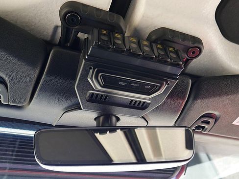 Used 2022 Jeep Gladiator Rubicon w/ Cold Weather Group image 54