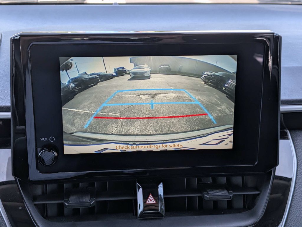 Used 2025 Toyota Corolla LE FWD image 26