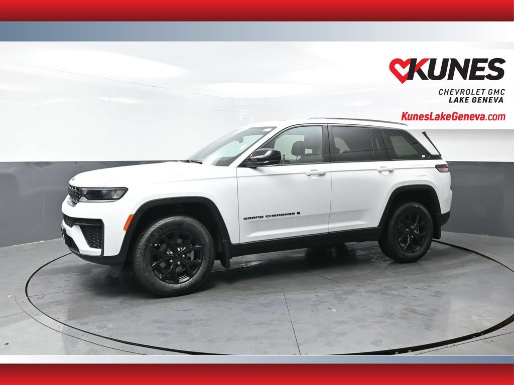 Used 2026 Jeep Grand Cherokee Altitude AWD/4WD image 7