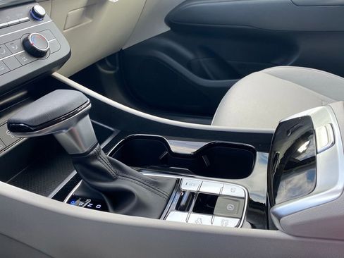 New 2026 Hyundai Tucson SE image 17