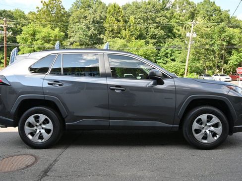 Used 2021 Toyota RAV4 LE FWD image 6