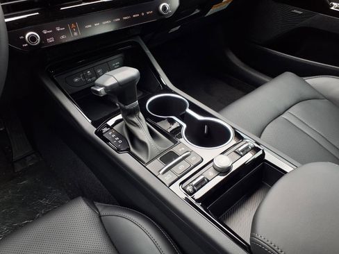 New 2026 Kia K5 EX image 9