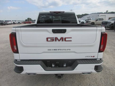 New 2026 GMC Sierra 1500 AT4 w/ AT4 Premium Package AWD/4WD image 7