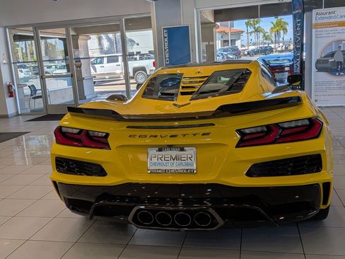 New 2026 Chevrolet Corvette ZR1 w/ Stealth Interior Trim Package RWD image 6