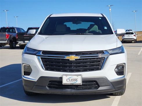 Certified 2022 Chevrolet Traverse LS image 3