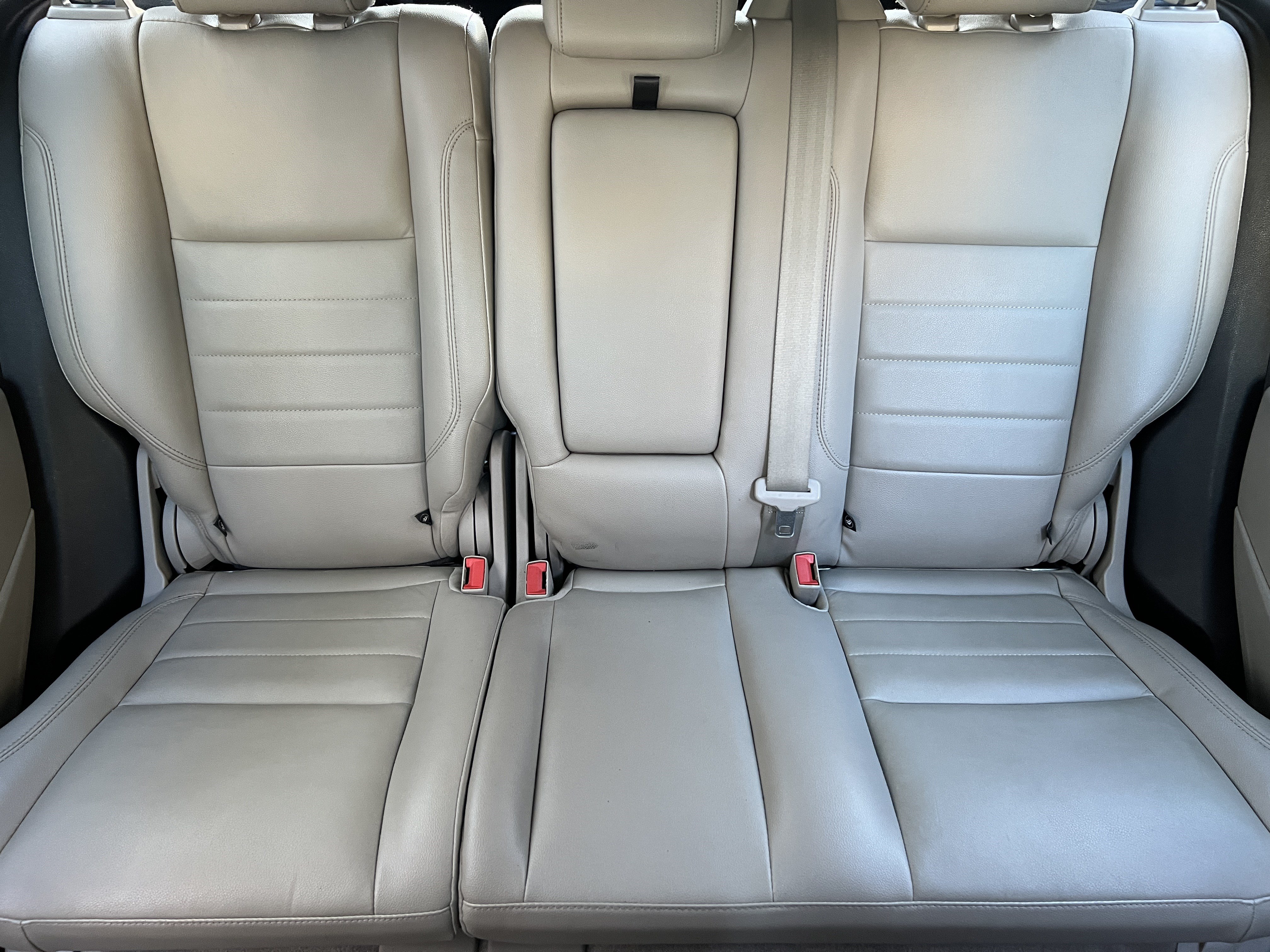 Used 2013 Ford C-MAX SEL FWD image 15