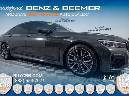 Used 2021 BMW 740i w/ M Sport Package image 1