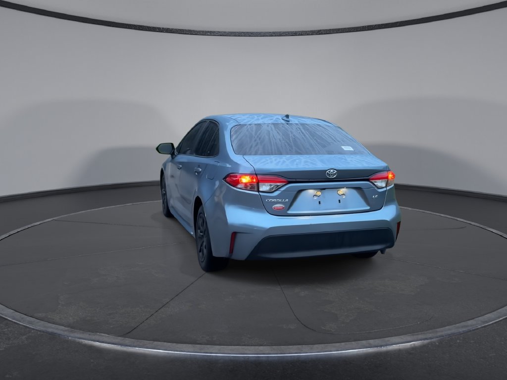 Used 2023 Toyota Corolla LE FWD image 7