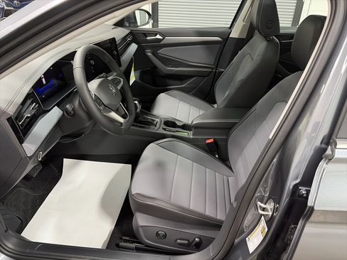 New 2026 Volkswagen Jetta SE image 15