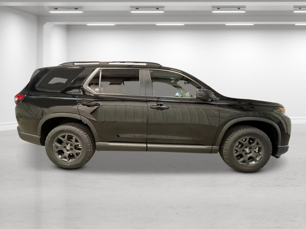 New 2026 Honda Pilot TrailSport image 9
