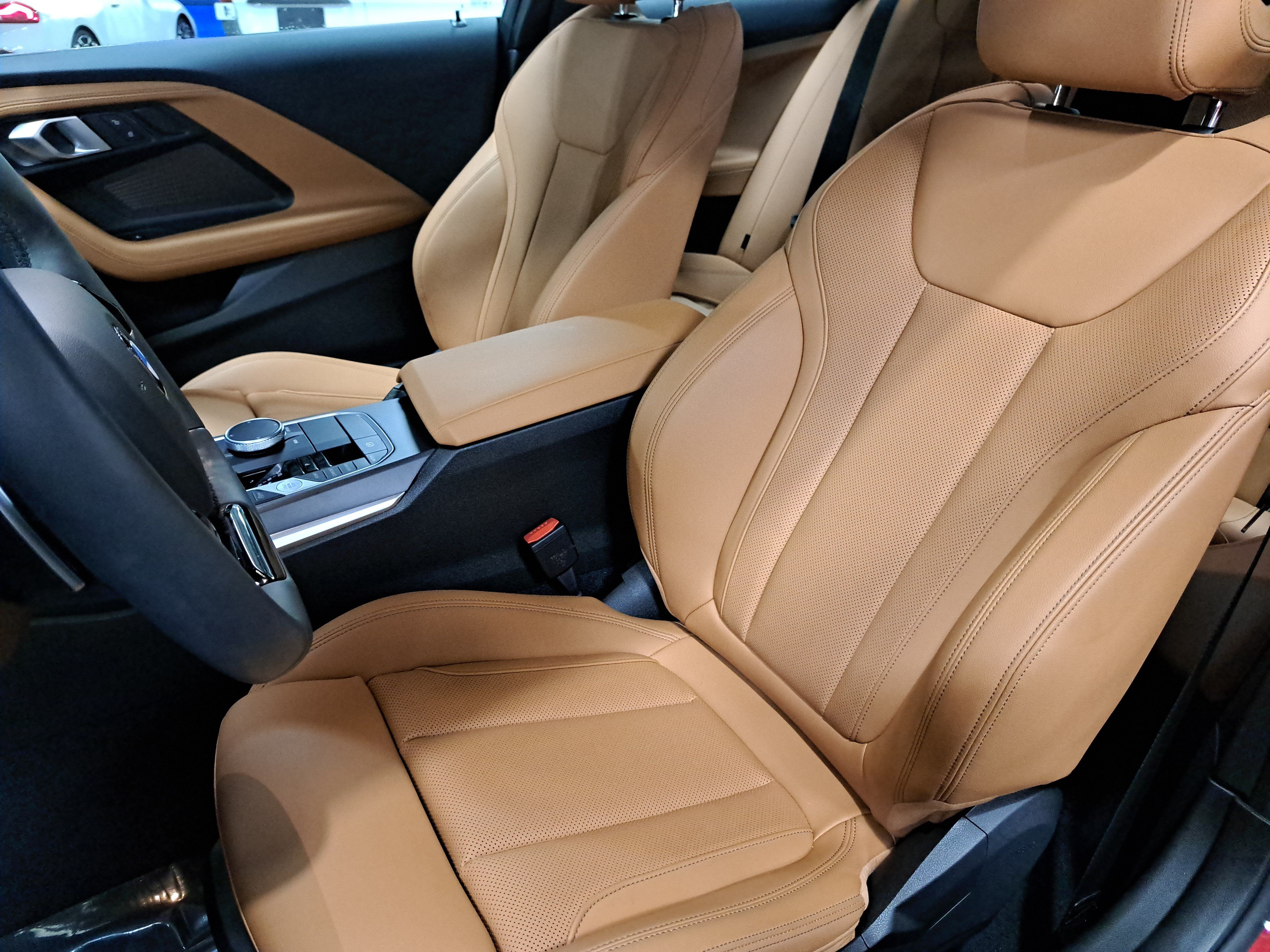 Certified 2025 BMW 230i Coupe w/ M Sport Package RWD image 15