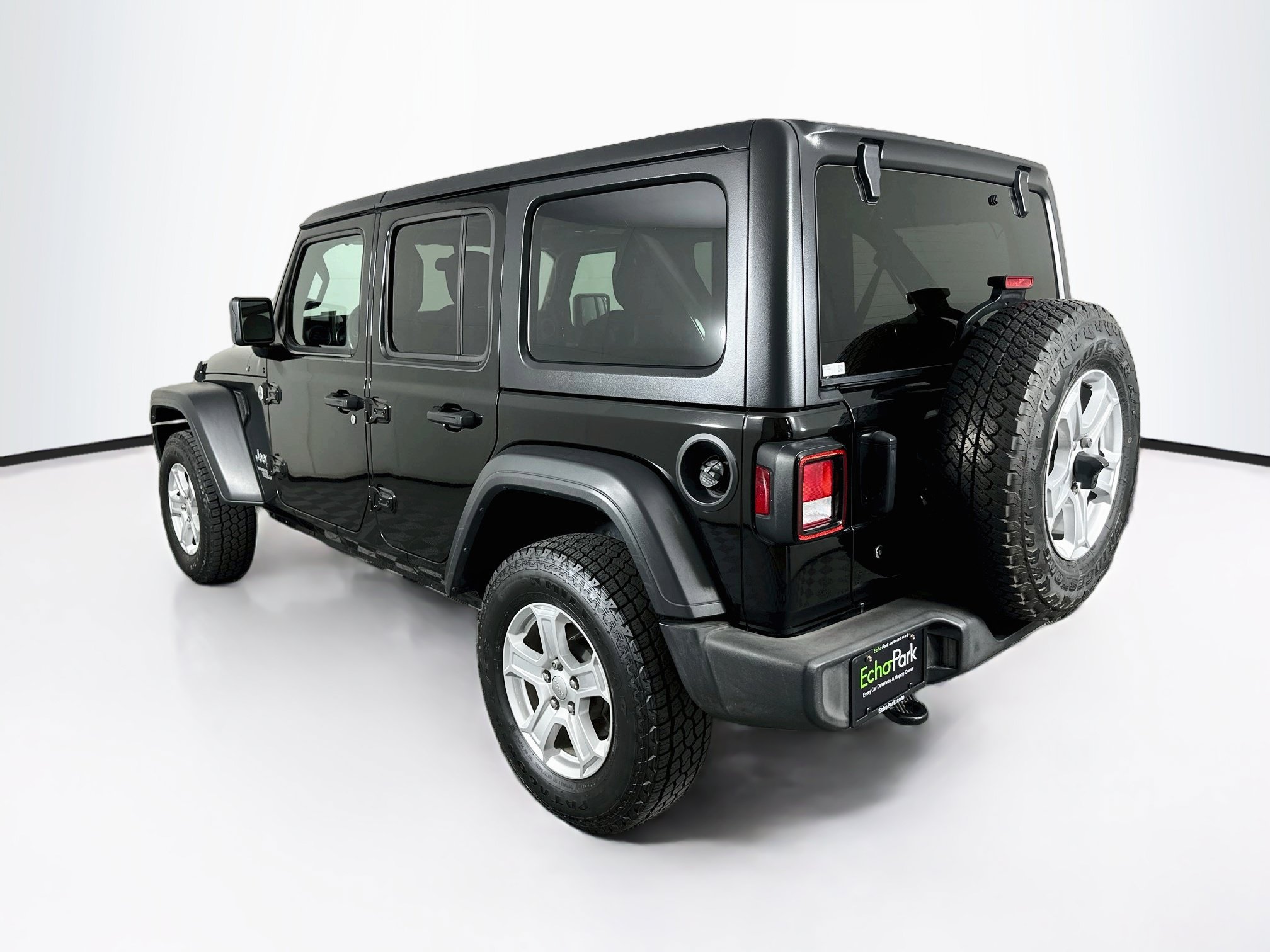 Used 2018 Jeep Wrangler Unlimited Sport S AWD/4WD image 5