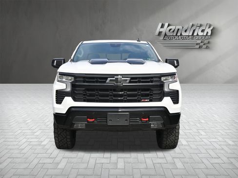 Used 2025 Chevrolet Silverado 1500 LT Trail Boss w/ Convenience Package II image 6