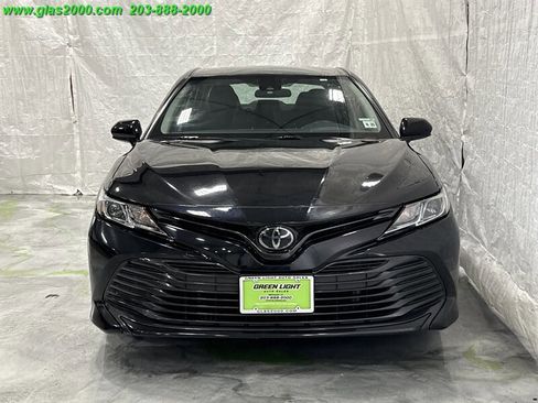 Used 2020 Toyota Camry LE image 19