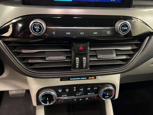 Used 2023 Ford Escape Active image 12