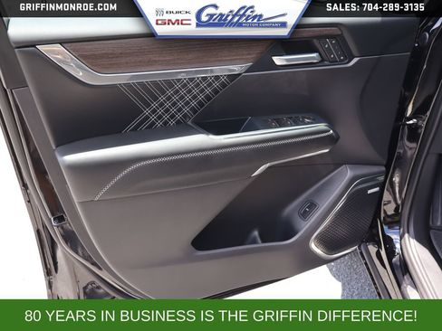 New 2026 GMC Acadia Denali w/ Super Cruise Package AWD/4WD image 13
