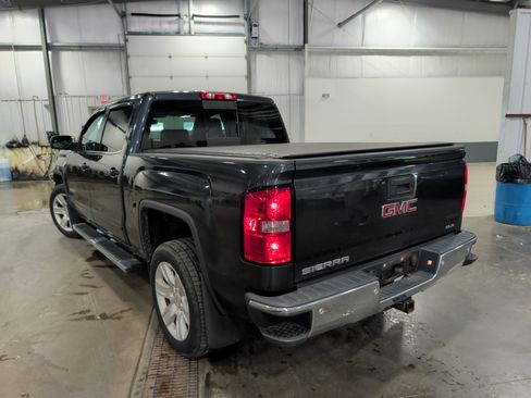 Used 2017 GMC Sierra 1500 SLE w/ SLE Value Package AWD/4WD image 4
