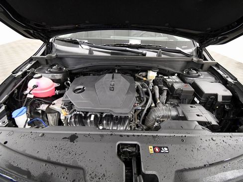 Certified 2025 Kia Sportage EX w/ Premium Package image 12