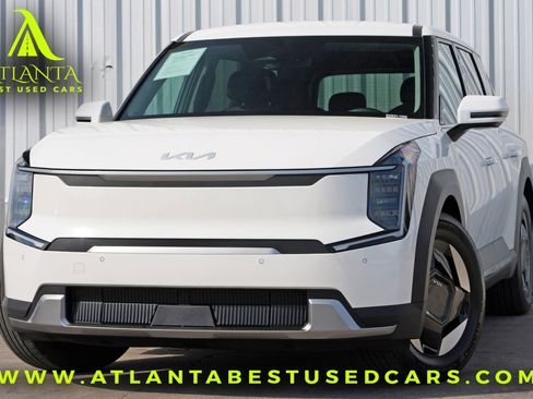 Used 2024 Kia EV9 Light Long Range image 1