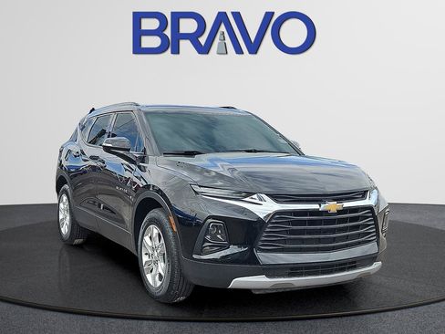 Used 2021 Chevrolet Blazer LT FWD image 2