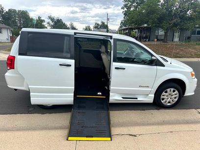 Used 2019 Dodge Grand Caravan SE