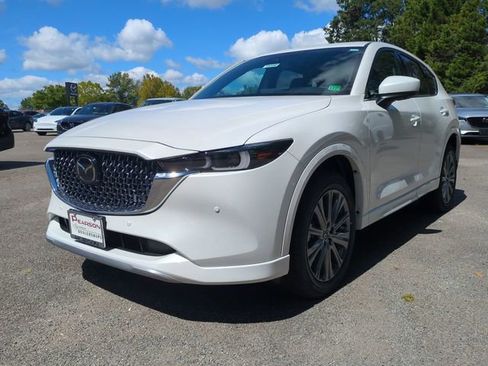 New 2025 MAZDA CX-5 Signature image 8