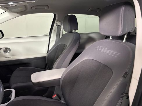 Used 2024 Hyundai Ioniq 5 SEL RWD image 19