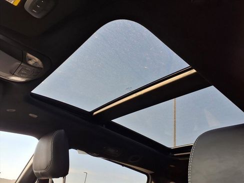 New 2026 Chrysler Pacifica Select image 22